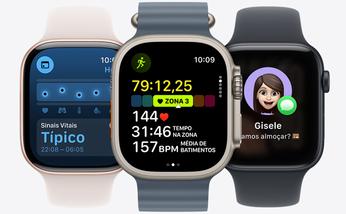 Três modelos de Apple Watch, o do centro na cor natural com a tela exibindo uma corrida em andamento com estatísticas de frequência cardíaca, o da direita na cor preto brilhante com a tela exibindo um Genmoji, o da esquerda na cor estelar com a tela exibindo o app Sinais Vitais