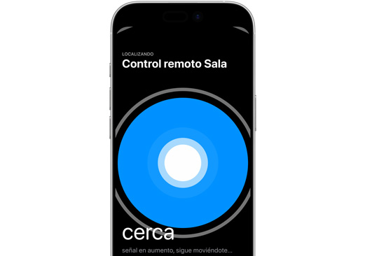 Un iPhone se usa para encontrar un Siri Remote