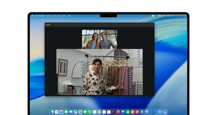 MacBook Pro 16 pollici che mostra Mail e l’app Uber Eats duplicata dall’iPhone.
