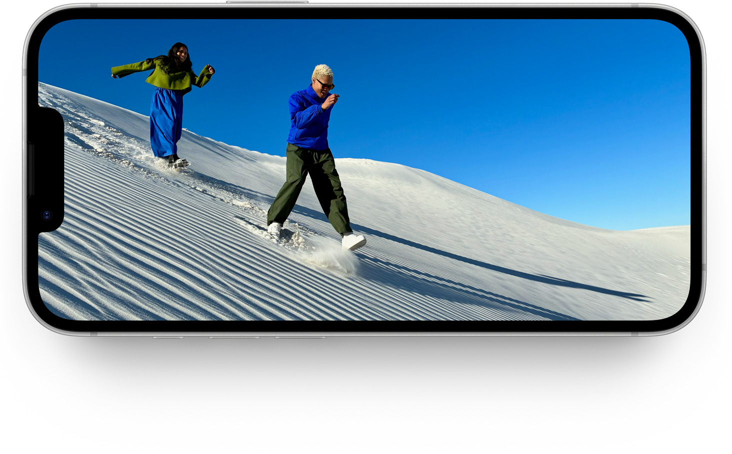 Un iPhone 16e che mostra il brillante display Super Retina XDR